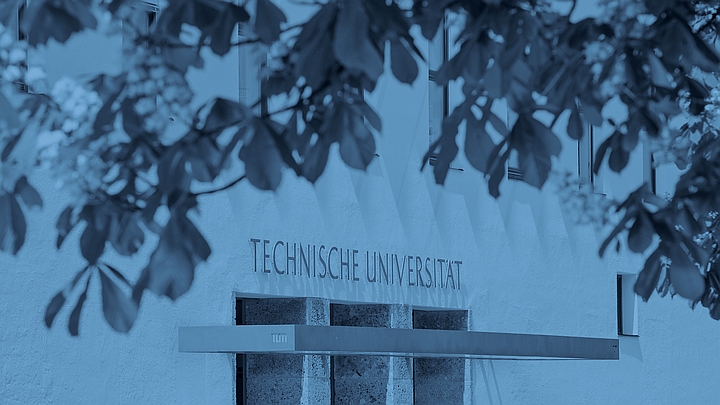 Entrance to TUM's main building in Munich